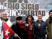 Dirigentes del Partido Popular en una manifestación a favor de la disidencia cubana