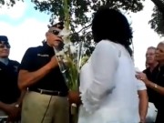 Acto en Miami de las Damas de Blanco, junto a veteranos de la invasión de Playa Girón y paramilitares de Alpha 66,  grupo terrorista con decenas de muertos a sus espaldas mediante atentados en Cuba.