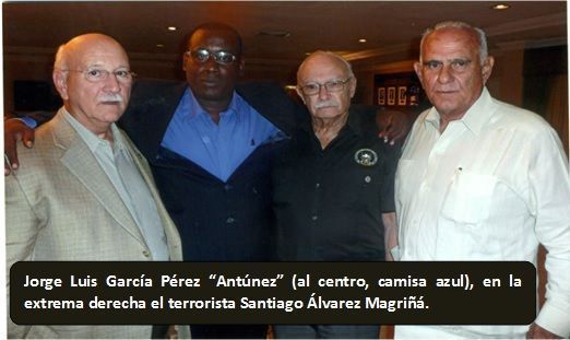 Antunez-junto-a-Santiago-Alvarez-Magriñá-en-la-extrema-derecha